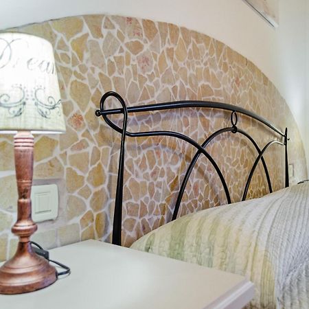 Pleasant Apartment With Courtyard Saludecio Zewnętrze zdjęcie