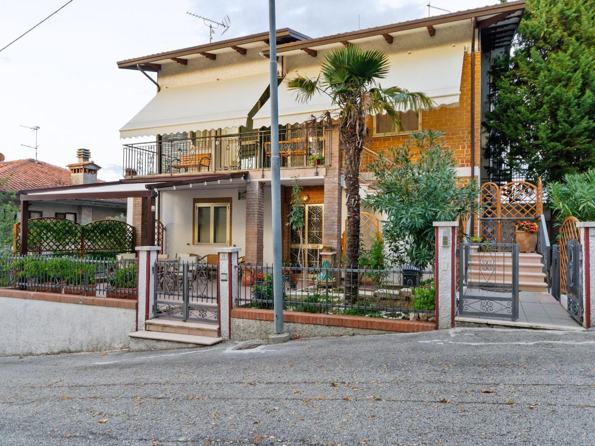 Pleasant Apartment With Courtyard Saludecio Zewnętrze zdjęcie