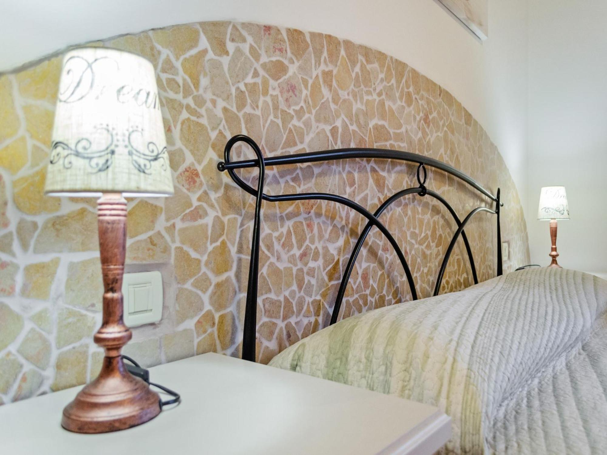 Pleasant Apartment With Courtyard Saludecio Zewnętrze zdjęcie
