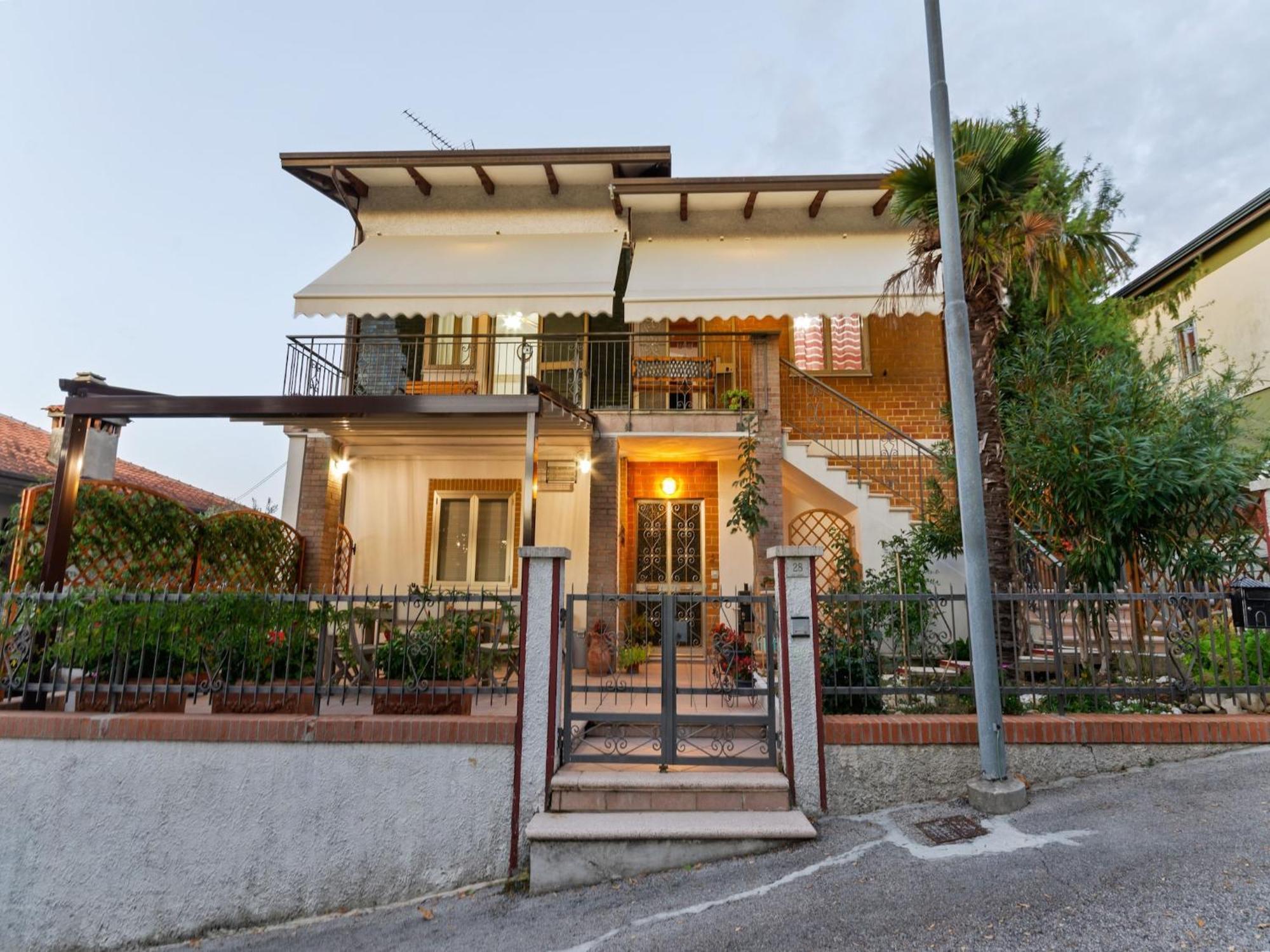 Pleasant Apartment With Courtyard Saludecio Zewnętrze zdjęcie